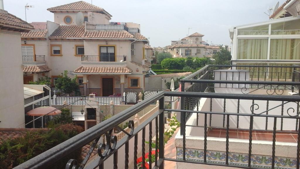 Holiday Home Torre De Pisa Torrevieja Eksteriør bilde