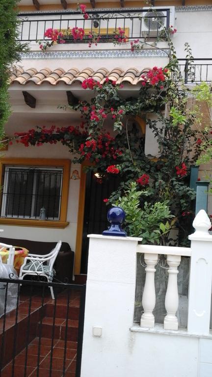 Holiday Home Torre De Pisa Torrevieja Eksteriør bilde